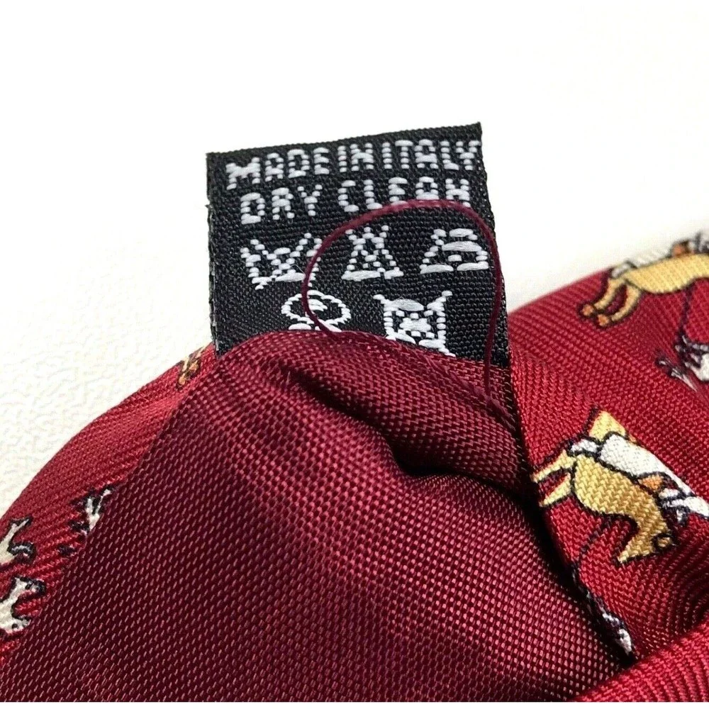 Museo Del Prado 2000 Silk Necktie Horse Hunter Hounds Bulls Equestrian Red Italy